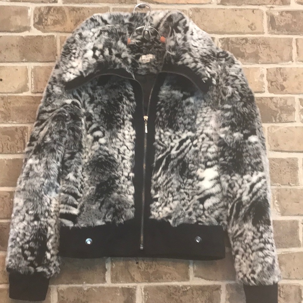 Cache Women’s winter Coat
